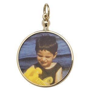 Round Picture Frame Pendant in Yellow Gold