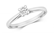 solitaire engagement ring